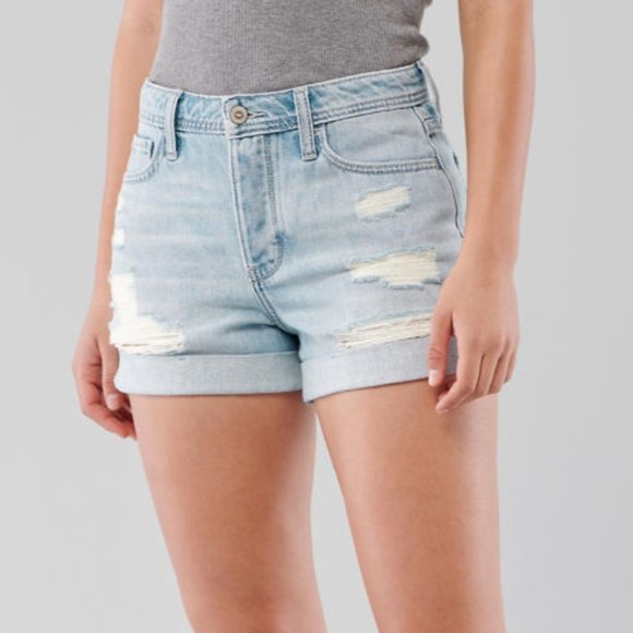 Sold!HOLLISTER SHORTS - Picture 2 of 4